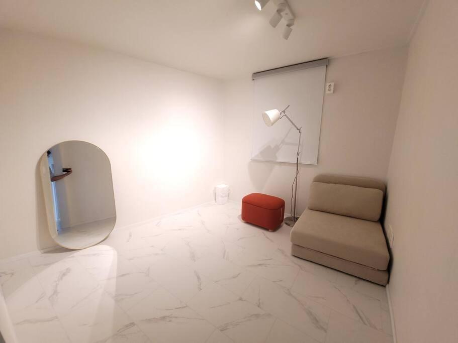 Appartamento Bridgestar001 Gangnam Sinsa Station Garosugil 6 Guests Seul